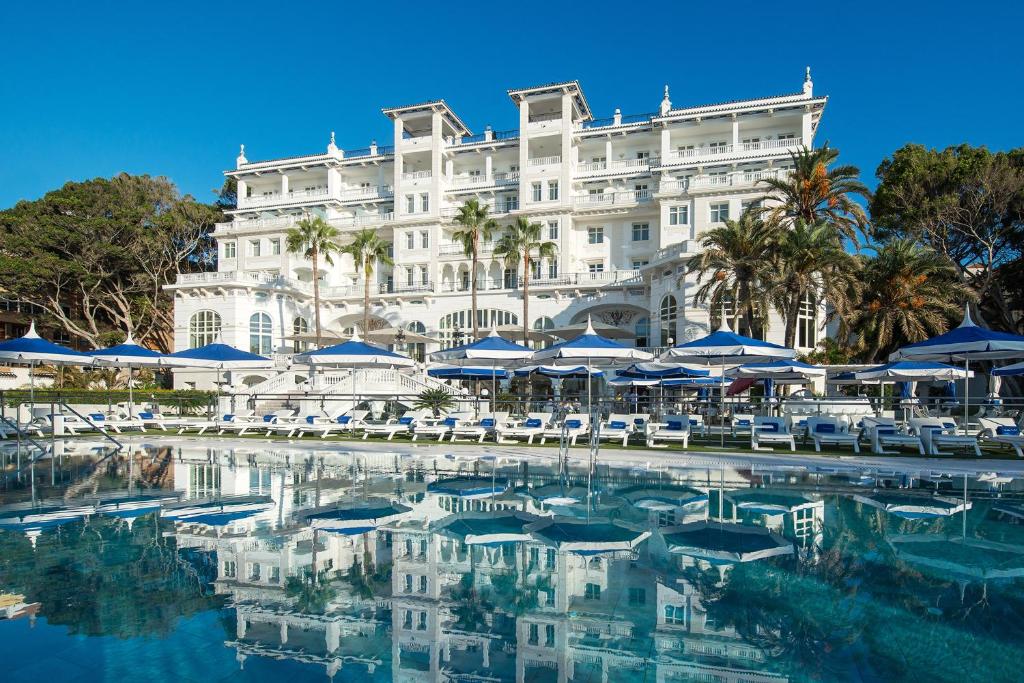 This seafront palace in Málaga will make you forget every other hotel