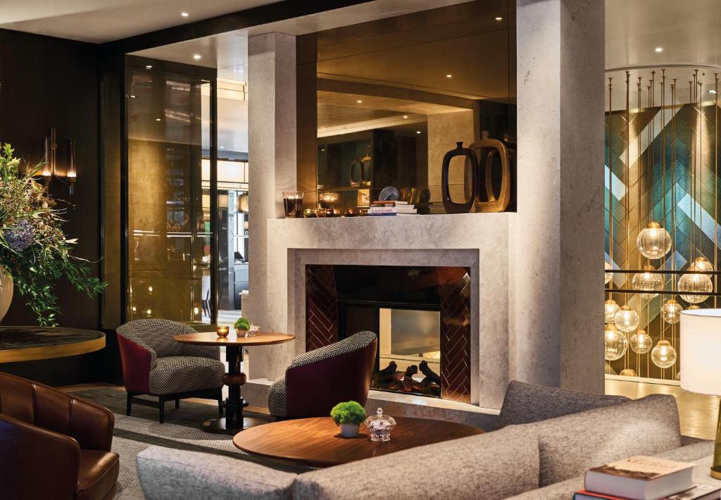 Why Everyone Is Suddenly Booking Rosewood Villa Magna in Madrid