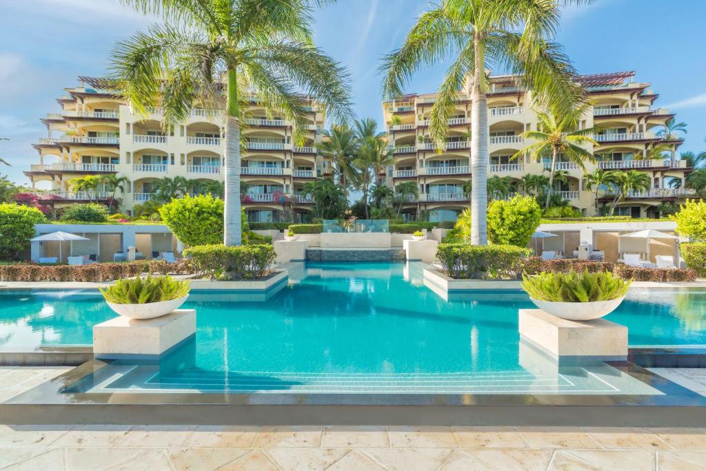 Séjour de rêve aux Caraïbes : découvrez le luxe incomparable du Grace Bay Club à Turks and Caicos
