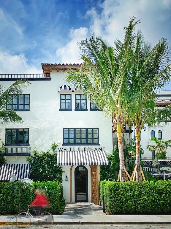 Inside the White Elephant Palm Beach: One of the Most Exclusive Luxury Hotels in the U.S.
