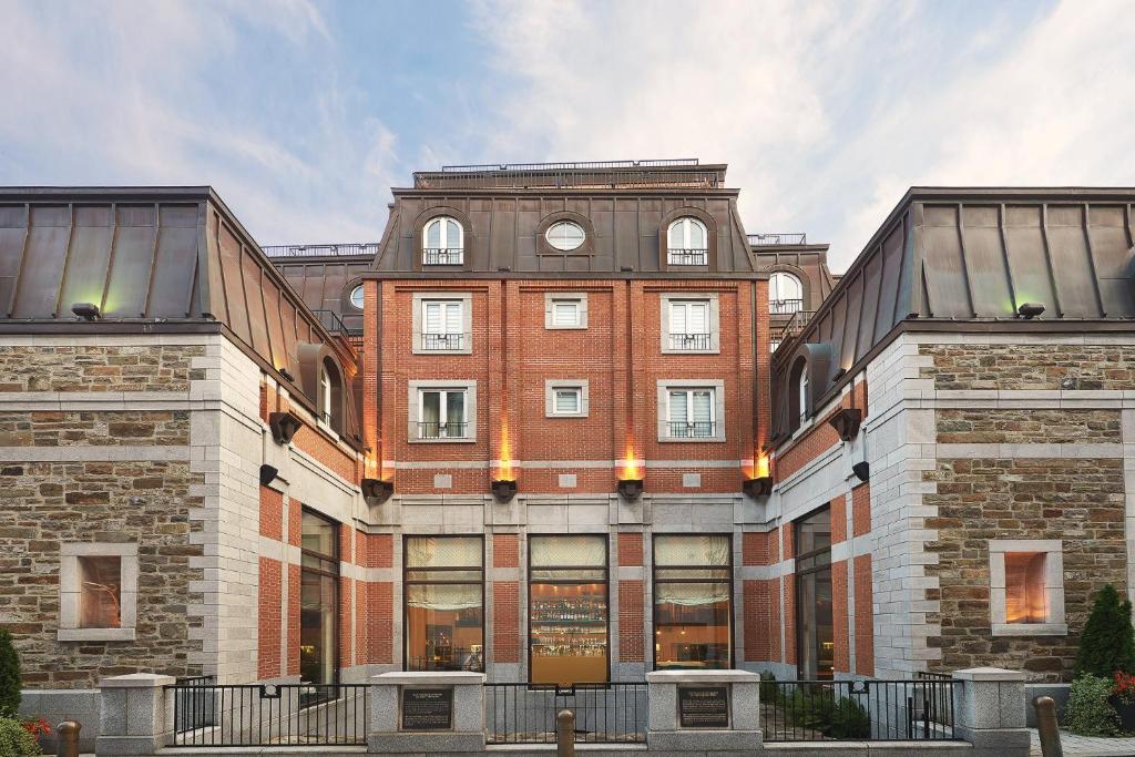 Auberge Saint-Antoine : découvrez le luxe authentique au cœur du Vieux-Québec