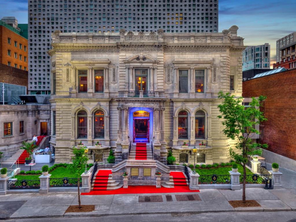 Inside the Le Mount Stephen Hotel: Timeless Elegance in the Heart of Montreal