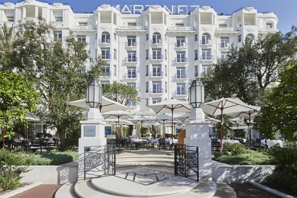 Hôtel Martinez Cannes: the legendary Palace of La Croisette, French Riviera