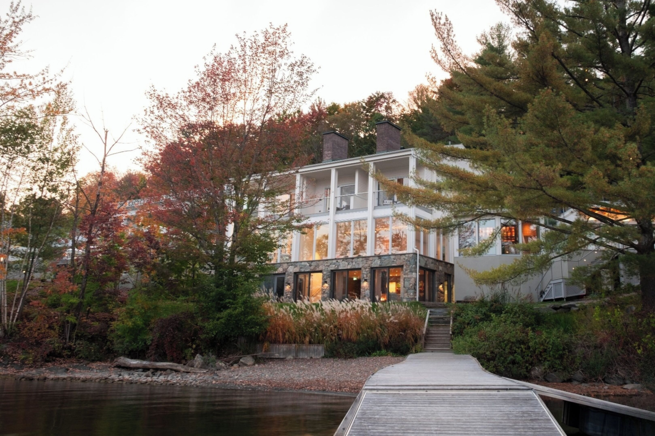 A Stay at the Manoir Hovey: A Refined Luxury Retreat in Quebec